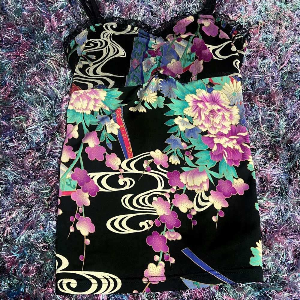 Qutie Frash japanese patterned top